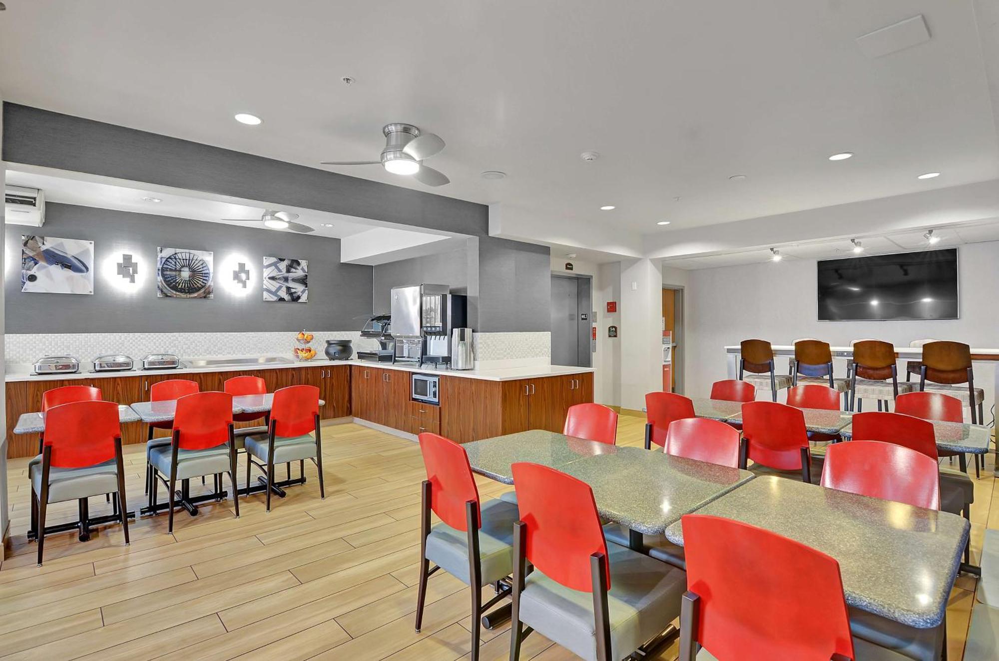 Executive Residency By Best Western Navigator Inn & Suites Everett Εξωτερικό φωτογραφία